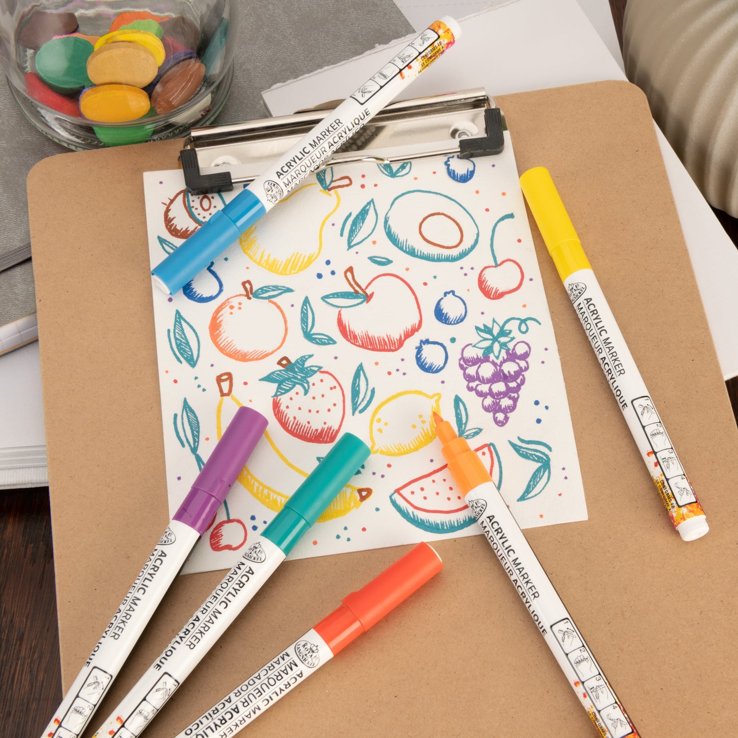 WAL-MARK-2742-RFID | Royal & Langnickel 6 Piece Acrylic .7mm Rainbow Markers