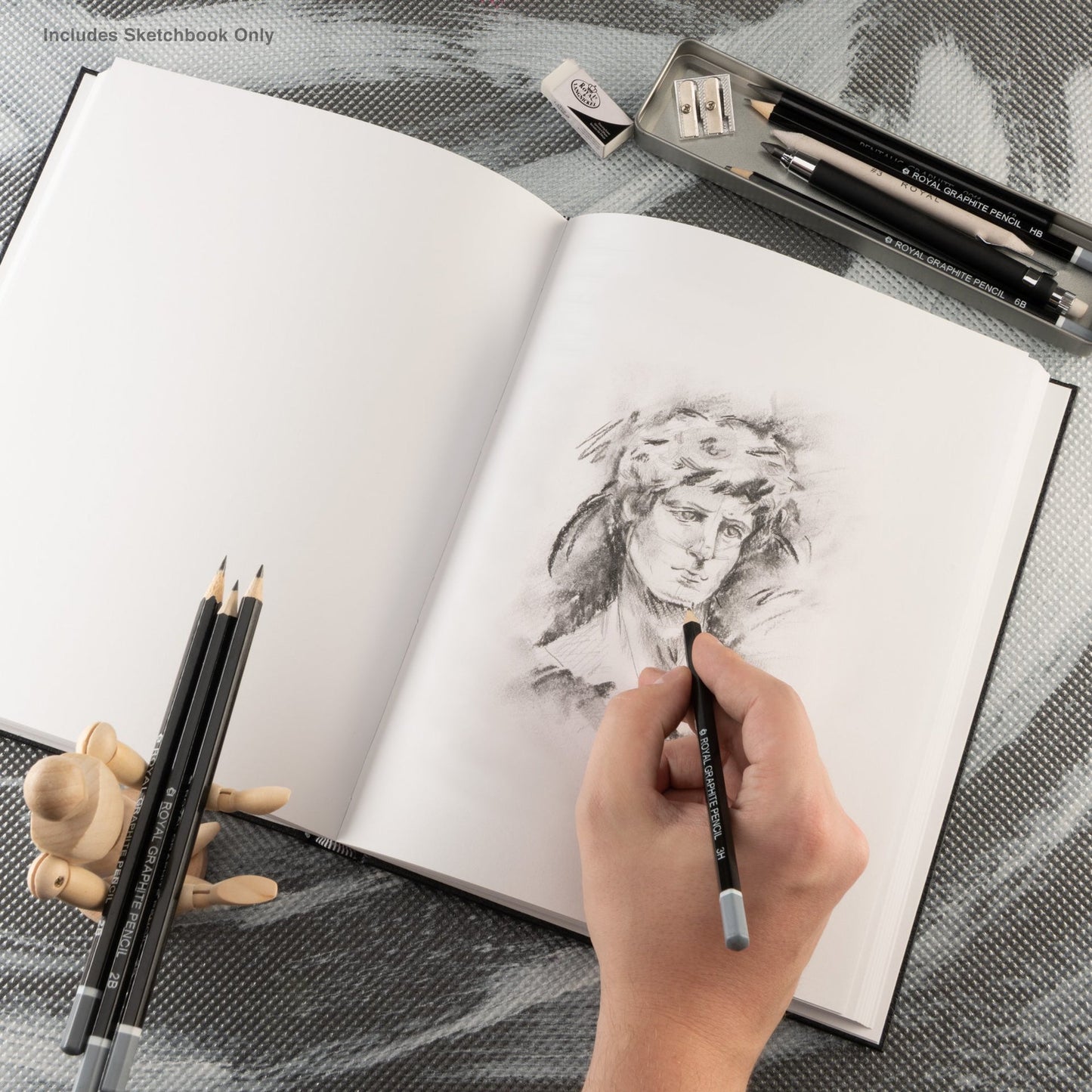 SKT8511-401 | 8.5" x 11" Black Sketchbook