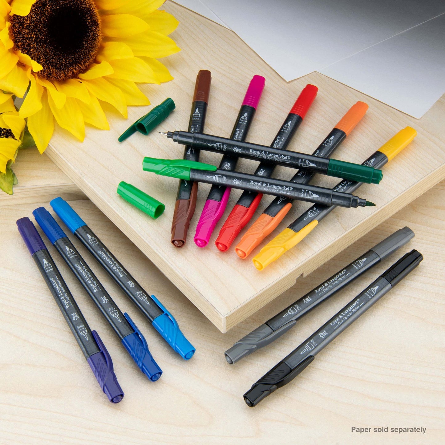 MARK-2401 | 12pc Fineliner and Pointed Round Dual-Tip Artist Markers