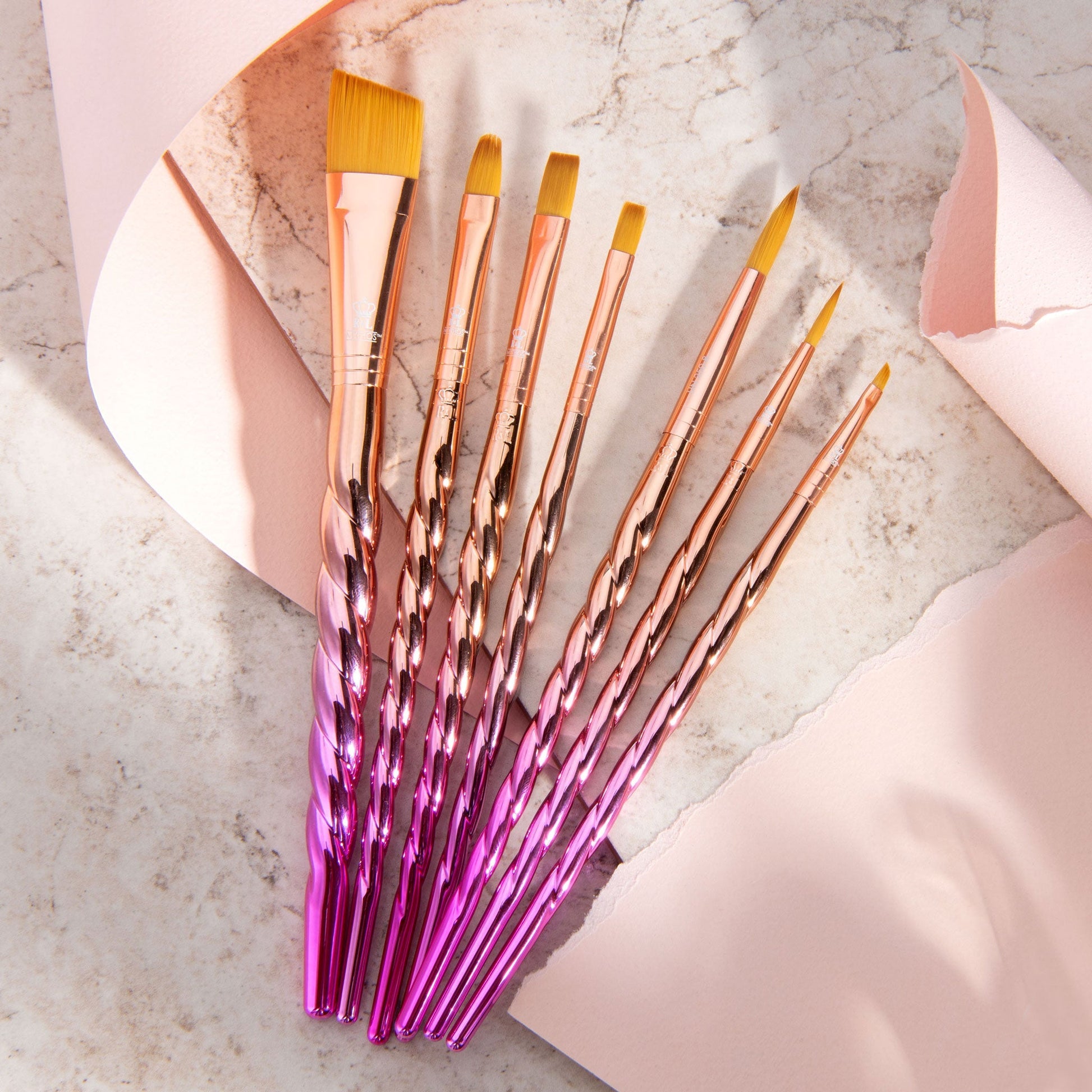 MYTH 403 - Mythos™ Unicorn 7pc Variety Brush Set glam 1