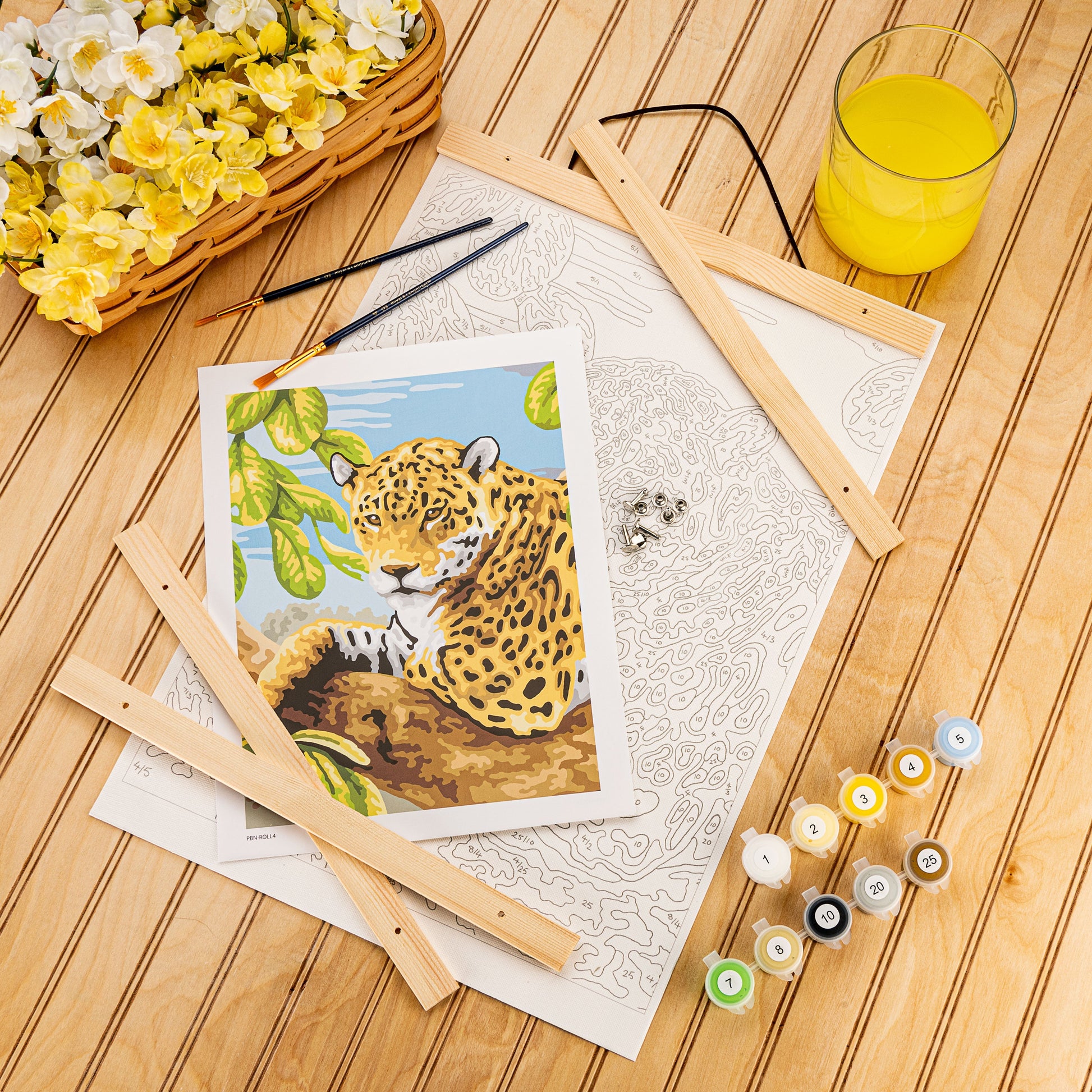 PBN-ROLL4 - Painting by numbers™ 27pc 12" x 16" Leopard in Tree Canvas glam