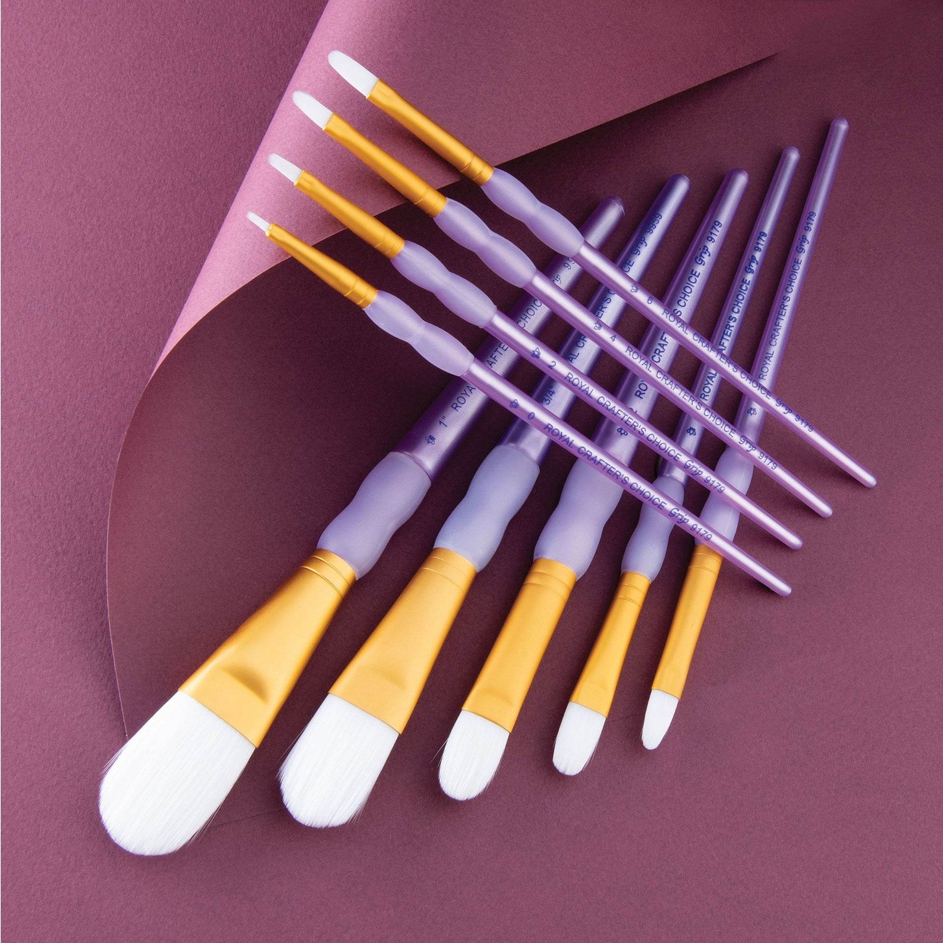 RCC 307 | Crafter's Choice™ 9pc White Taklon Variety Brush Set