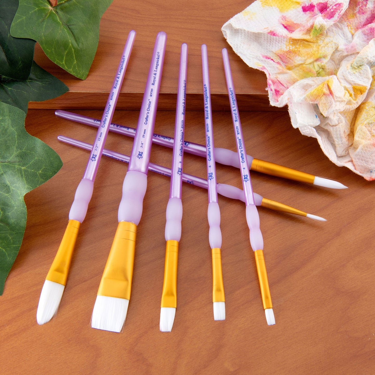 RCC 408 - Crafter's Choice™ 7pc White Taklon Variety Brush Set glam 3