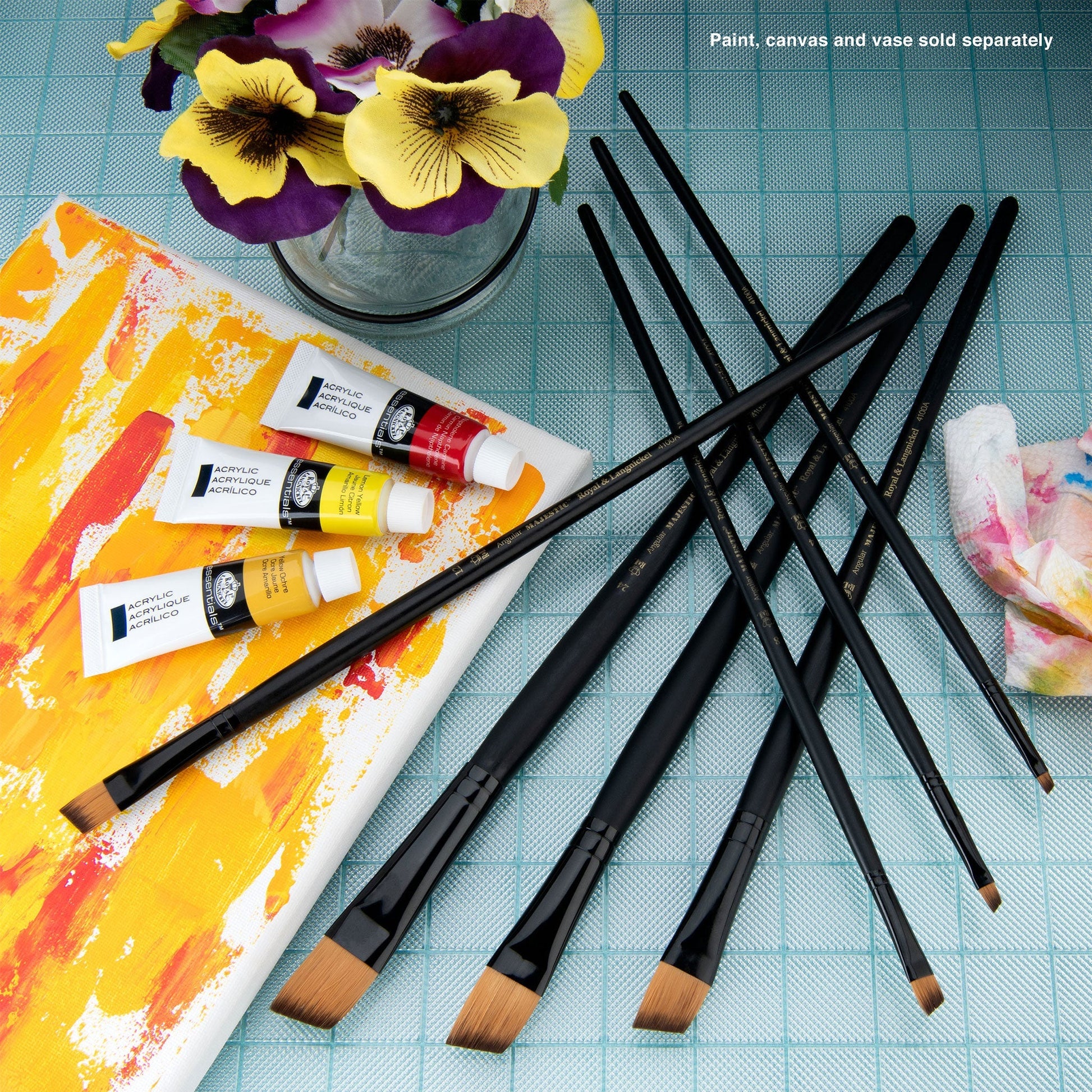 RMAJ-404 - Majestic™ 7pc Long Handle Angular Brush Set glam 1