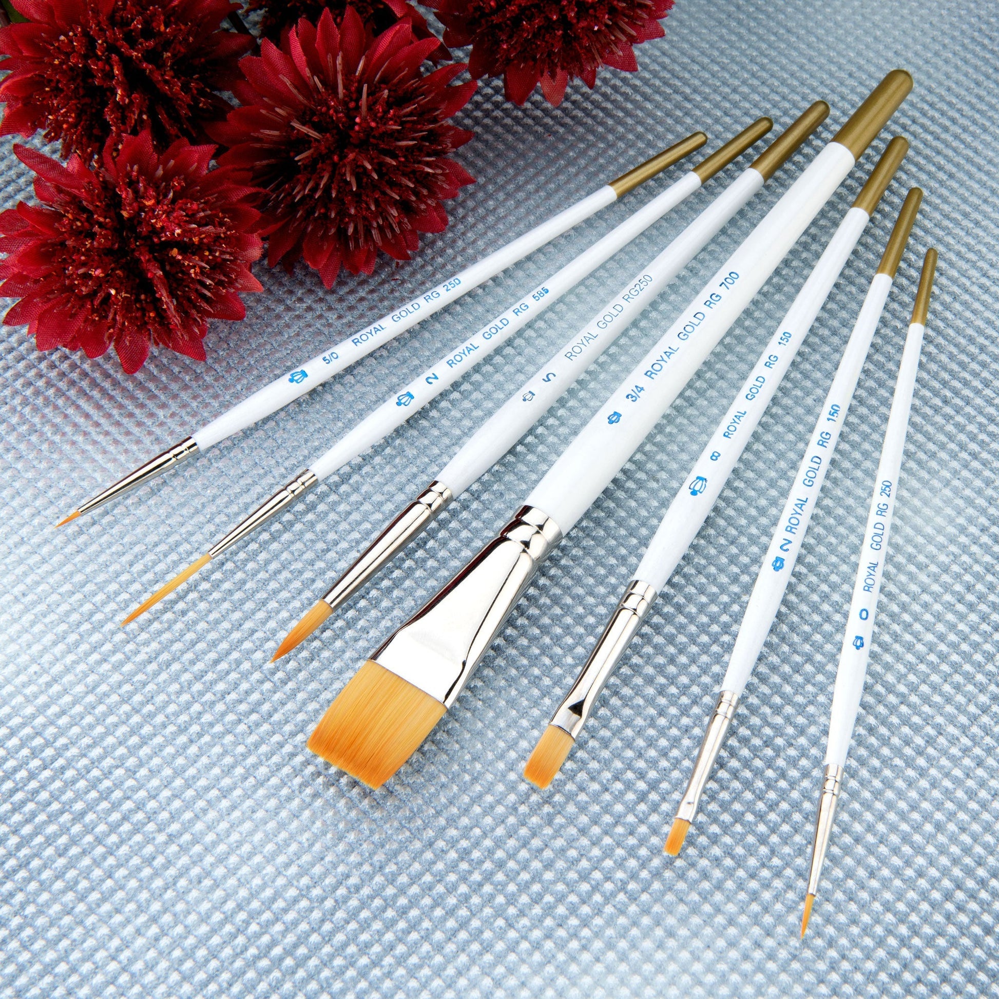 RSET-TK7 - Royal Gold™ 7pc Assorted Brush Set glam 2